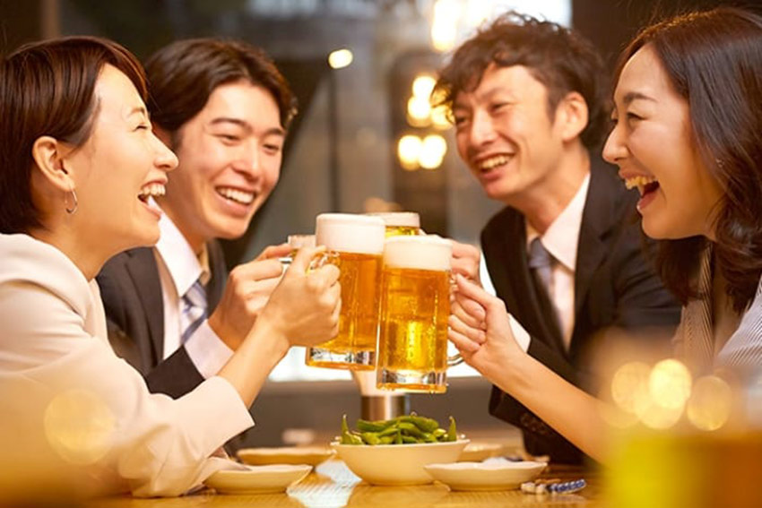 ザ・マーキーズ  dinner 宴会＆パーティー 企業の研修、懇親の場として 社員研修、社内表彰式、パートナー企業懇親会、セミナー、忘新年会、など。